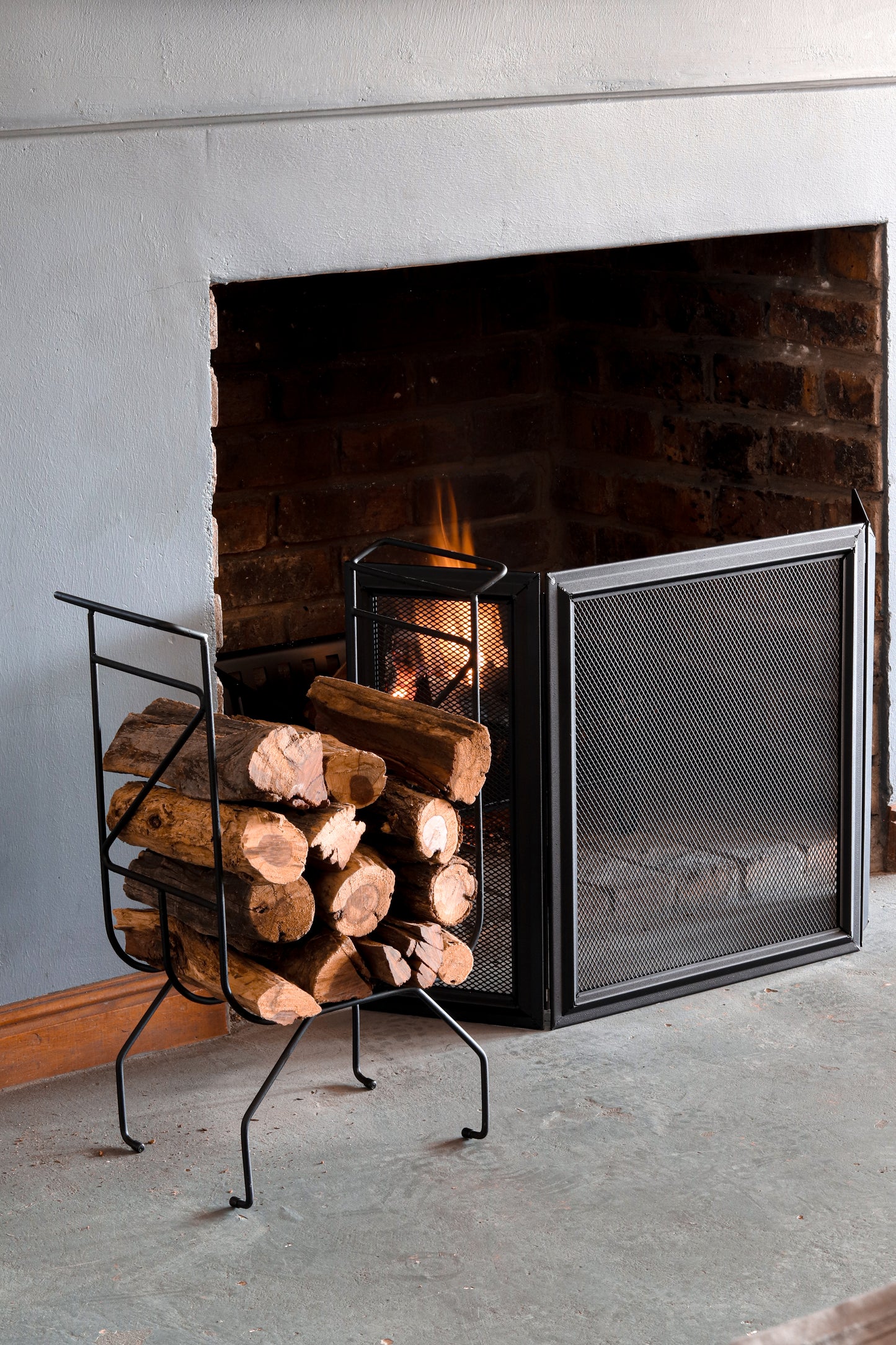 Braai/Barbecue / Fireplace Log Stand
